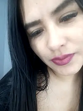 Snapshot of cazumyy chatting on October 8, 2025, 4:32 am cazumyy online show from October 8, 2025, 4:32 am