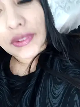 Snapshot of cazumyy chatting on October 13, 2025, 4:23 am cazumyy online show from October 13, 2025, 4:23 am