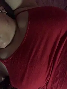 Snapshot of Star-sweet chatting on October 18, 2025, 6:08 pm Star-sweet online show from October 18, 2025, 6:08 pm