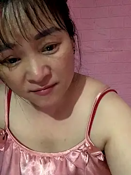 Snapshot of Star-sweet chatting on October 19, 2025, 4:18 pm Star-sweet online show from October 19, 2025, 4:18 pm