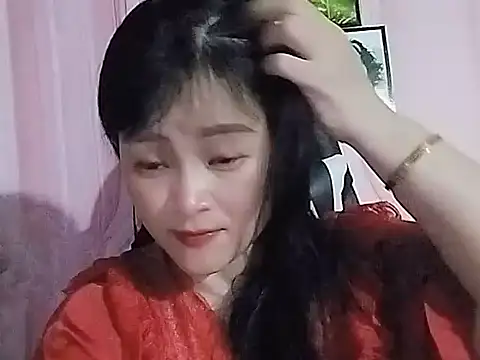 Snapshot of Star-sweet chatting on October 30, 2025, 1:34 pm Star-sweet online show from October 30, 2025, 1:34 pm