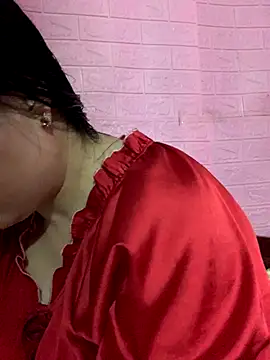 Snapshot of Star-sweet chatting on November 7, 2025, 4:45 am Star-sweet online show from November 7, 2025, 4:45 am