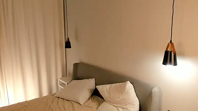 SirenaOstrem online show from October 12, 2025, 1:04 am