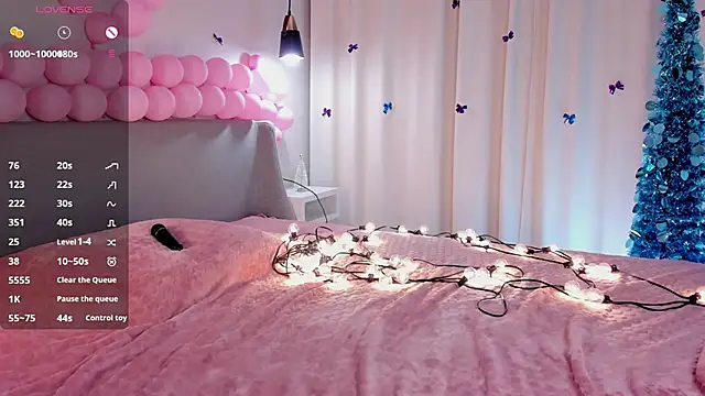 SirenaOstrem online show from January 7, 2026, 1:08 am