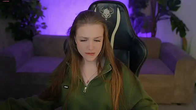 Ella 054 online show from November 9, 2025, 3:43 pm