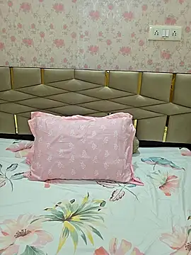 Jenny1401 online show from November 30, 2025, 1:04 pm