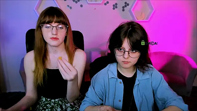 samanta hotty online show from November 29, 2025, 8:01 pm