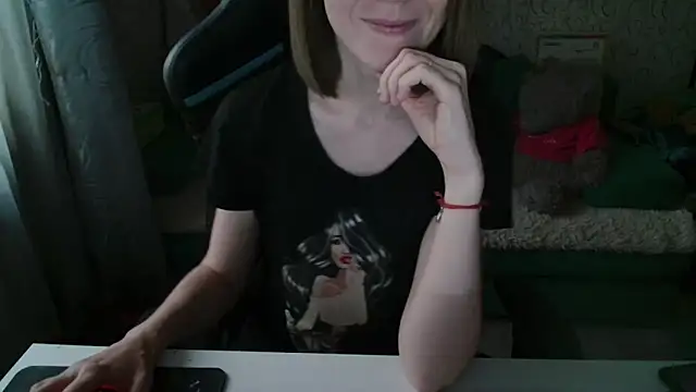 Ogonechekkk online show from September 8, 2025, 4:17 pm
