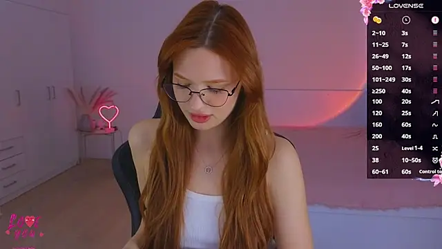 CuteAriel7 online show from May 4, 2026, 3:52 pm
