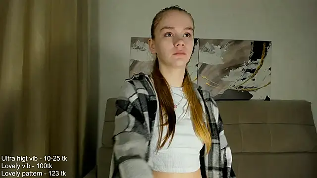 Snapshot of Angel_oci chatting on September 19, 2025, 5:24 pm Angel oci online show from September 19, 2025, 5:24 pm