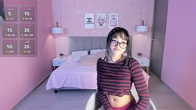 ela petit online show from October 4, 2025, 12:58 pm