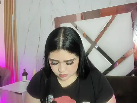 im bunny   online show from April 27, 2026, 1:31 pm