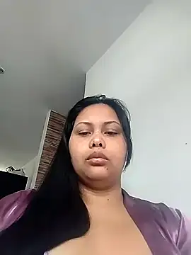 Alessandraa- online show from May 3, 2026, 6:36 pm