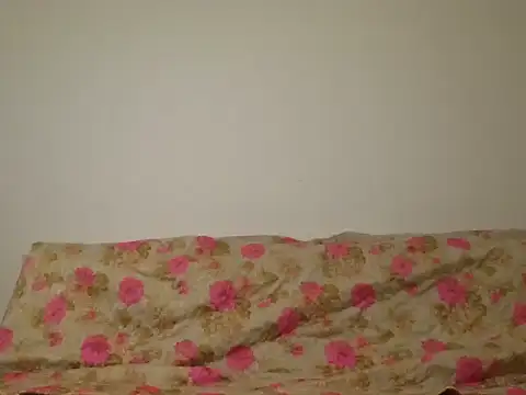 Snapshot of marixaballi chatting on October 17, 2025, 5:48 pm marixaballi online show from October 17, 2025, 5:48 pm