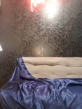 marixaballi online show from November 26, 2025, 5:03 pm