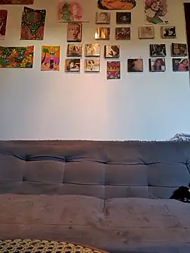 marixaballi online show from December 17, 2025, 9:10 pm