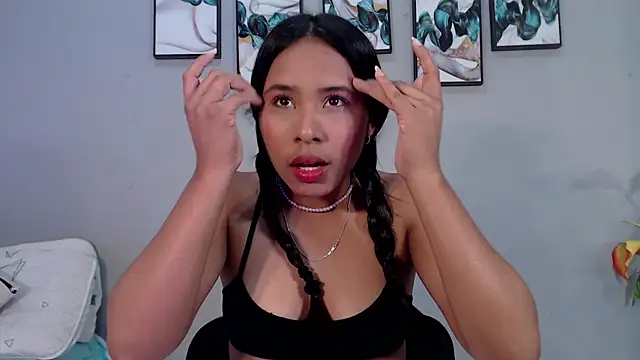 SophieW1 online show from August 8, 2026, 12:18 pm