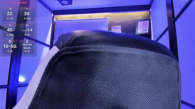 Snapshot of ScarletMoon1_ chatting on October 10, 2025, 9:36 pm ScarletMoon1 online show from October 10, 2025, 9:36 pm