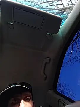 Snapshot of studmuffin100 chatting on November 20, 2025, 9:25 pm studmuffin100 online show from November 20, 2025, 9:25 pm