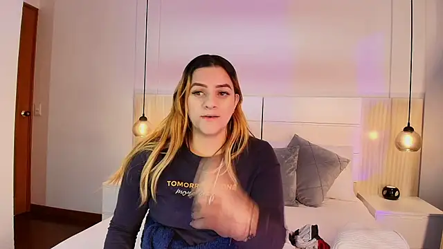 Snapshot of Dakota_Megan_69 chatting on October 3, 2025, 2:25 pm Dakota Megan 69 online show from October 3, 2025, 2:25 pm