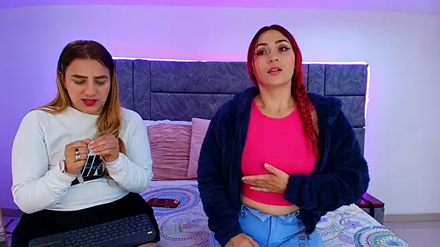 Dakota Megan 69 online show from February 12, 2026, 2:23 pm