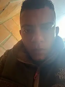 MrJustin  online show from November 21, 2025, 5:11 pm