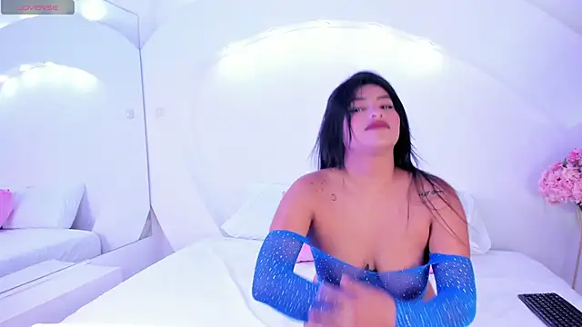 Snapshot of ScarletStarr chatting on October 19, 2025, 4:24 am ScarletStarr online show from October 19, 2025, 4:24 am