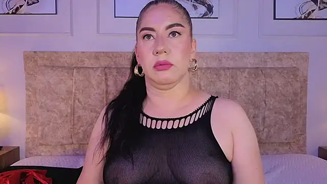 Joy deepxxx online show from August 6, 2026, 8:33 pm