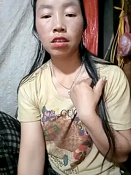 Snapshot of hera-00 chatting on October 16, 2025, 10:22 pm hera-00 online show from October 16, 2025, 10:22 pm