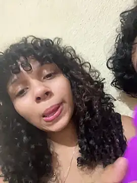 Casal-foda braba online show from May 26, 2026, 7:04 am