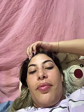 obedient whore messyy online show from October 2, 2025, 5:03 am