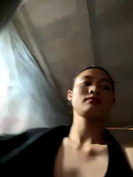 Kieu xxx online show from October 18, 2025, 2:25 am