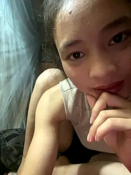 Kieu xxx online show from October 31, 2025, 2:34 am