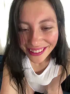 Snapshot of Mia_salinass chatting on September 8, 2025, 6:40 pm Mia salinass online show from September 8, 2025, 6:40 pm