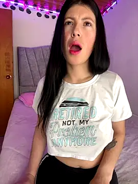 Snapshot of Mia_salinass chatting on September 26, 2025, 5:06 pm Mia salinass online show from September 26, 2025, 5:06 pm