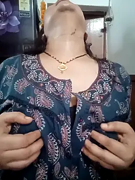 Naughty-Aalia online show from September 11, 2025, 6:02 am