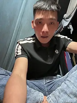 Snapshot of Chao_xxx chatting on October 12, 2025, 12:37 pm Chao xxx online show from October 12, 2025, 12:37 pm