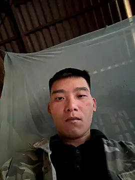 Snapshot of Chao_xxx chatting on October 13, 2025, 12:43 am Chao xxx online show from October 13, 2025, 12:43 am