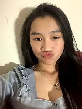 Snapshot of -Lie-06 chatting on September 20, 2025, 6:25 am -Lie-06 online show from September 20, 2025, 6:25 am