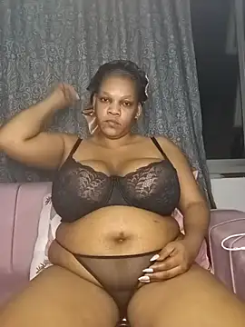 HappygalTheQueen online show from May 26, 2026, 7:54 pm