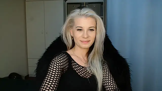 KristineGlow online show from July 7, 2026, 2:10 pm