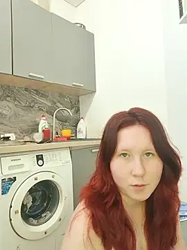 Snapshot of MiaKissy chatting on October 6, 2025, 5:49 am MiaKissy online show from October 6, 2025, 5:49 am