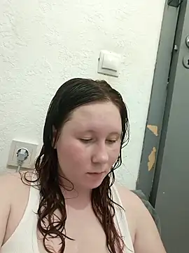 Snapshot of MiaKissy chatting on October 19, 2025, 8:20 pm MiaKissy online show from October 19, 2025, 8:20 pm