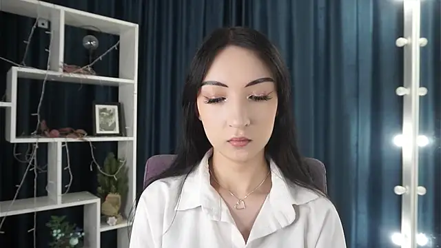 Snapshot of CorinneGoldfischer chatting on September 8, 2025, 3:00 pm CorinneGoldfischer online show from September 8, 2025, 3:00 pm