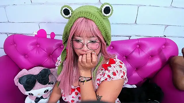 SafiroAgataaa online show from October 5, 2025, 8:12 am