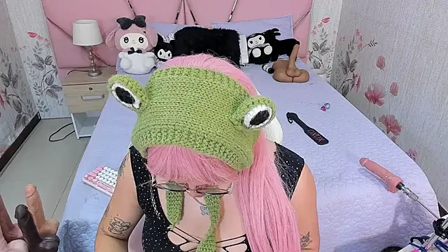 SafiroAgataaa online show from November 29, 2025, 9:40 pm