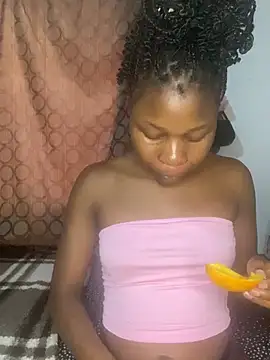 Snapshot of Crazyqueenxxx chatting on February 24, 2026, 12:58 pm Crazyqueenxxx online show from February 24, 2026, 12:58 pm