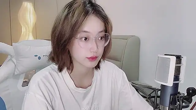 Naiyi-babe online show from May 28, 2026, 4:26 pm