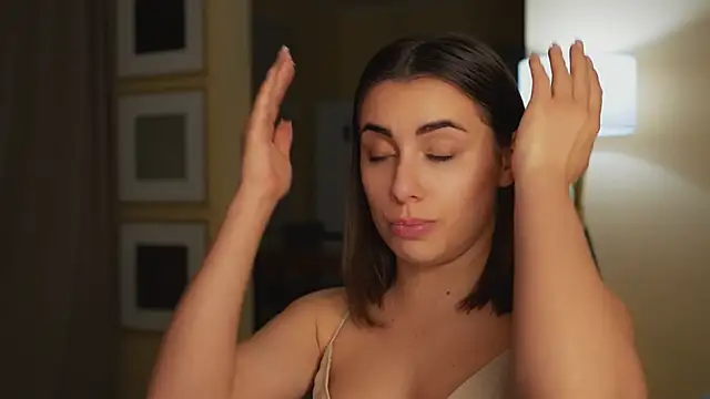 KateCarrey online show from October 10, 2025, 7:46 pm