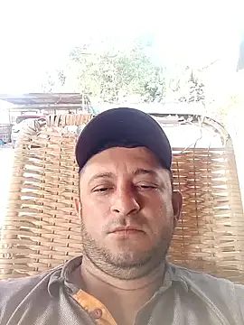 Snapshot of arnaldof50 chatting on October 6, 2025, 12:24 pm arnaldof50 online show from October 6, 2025, 12:24 pm